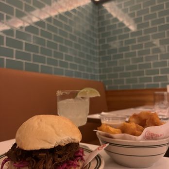 La Cubana - Cuban Near Me - Toronto, Ontario La Cubana - Cuban Near Me - Toronto, Ontario