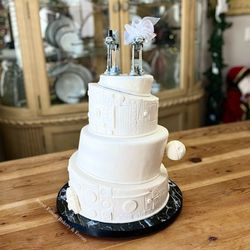 Sweet Fusion Bakery & Events - Star Wars themed wedding cake