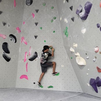 Blue Swan Boulders - Gyms Near Me - Orlando, Florida