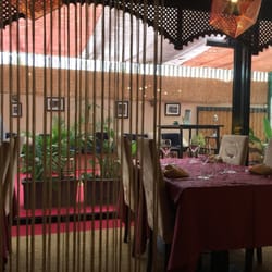 Karma Rest O Lounge - Vista de la terraza desde dentro