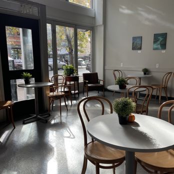 Victrola Coffee Roasters - Inside I'm of the store - Coffee Roasteries Near Me - Seattle, Washington Victrola Coffee Roasters - Inside I'm of the store - Coffee Roasteries Near Me - Seattle, Washington