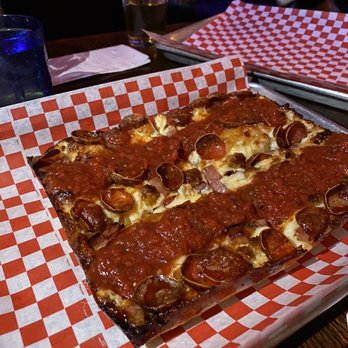 Red Dwarf - Detroit Pizza - delicious - Beer Bar Near Me - Las Vegas, Nevada