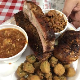 The sampler plate, get in my belly good!