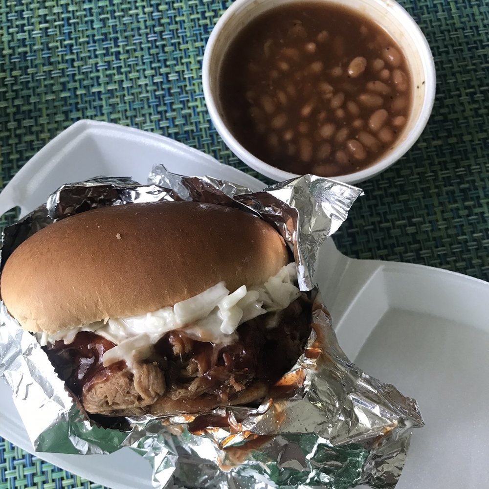 The Best 10 Restaurants near Aurora Farms Premium Outlets in Aurora, OH