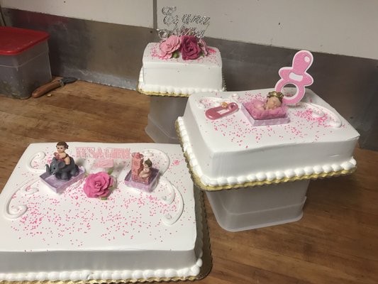 Vivian's Bakery by null