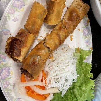 Pho Dau Bo Restaurant - Spring rolls - Vietnamese Near Me - North York, Ontario