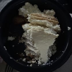 Blue Cow - How the cheesecake looked when I opened it.