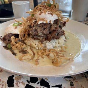 Break + Feast - Loco moco with shaved prime rib and coconut curry sauce. - Breakfast & Brunch Near Me - Koloa, Hawaii Break + Feast - Loco moco with shaved prime rib and coconut curry sauce. - Breakfast & Brunch Near Me - Koloa, Hawaii