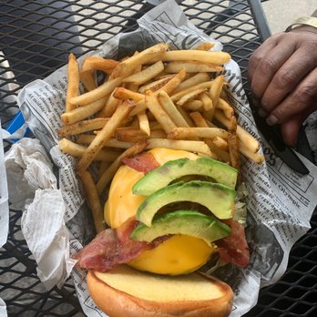 3B's Burgers & Beer - Bacon Cheeseburger with Avocado - Burgers Near Me - Spring, Texas 3B's Burgers & Beer - Bacon Cheeseburger with Avocado - Burgers Near Me - Spring, Texas