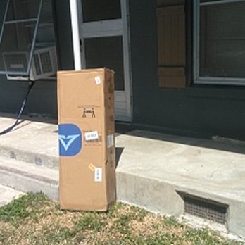 FedEx Ship Center - This were my package was left after he tried to leave at back door he got pissed ask me was I going to help I say no so he left it here gooI - Shipping Centers Near Me - Corpus Christi, Texas FedEx Ship Center - This were my package was left after he tried to leave at back door he got pissed ask me was I going to help I say no so he left it here gooI - Shipping Centers Near Me - Corpus Christi, Texas