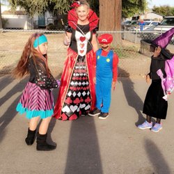 Sequoia Elementary School - This is my son picture with principal!! Happy halloween !!!soo much fun there !! Great day !!