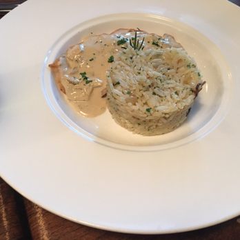Eighteen Bistro - Chicken in Mushroom Cream. Yummers - Bistros Near Me - Quezon City, NCR