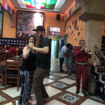 El Tenampa - The band has the restaurant rocking! - Mexican Near Me - México, D.F., DIF El Tenampa - The band has the restaurant rocking! - Mexican Near Me - México, D.F., DIF