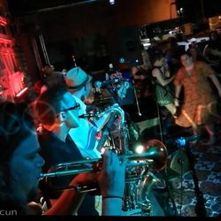 Interaudio - AV RENTAL - Midnight Spaghetti & the Chocolate G-Strings @ Las frías