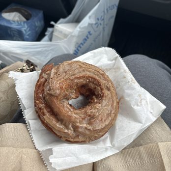 Lil's Café - maple cruller - Coffee & Tea Near Me - Kittery, Maine Lil's Café - maple cruller - Coffee & Tea Near Me - Kittery, Maine