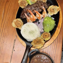 La Choza Del Gordo - Churrasquillo con Camarones al Grill
