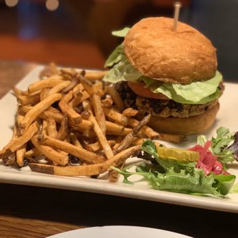 C Bar - Veggie burger with no cheese - Breakfast & Brunch Near Me - Portland, Oregon