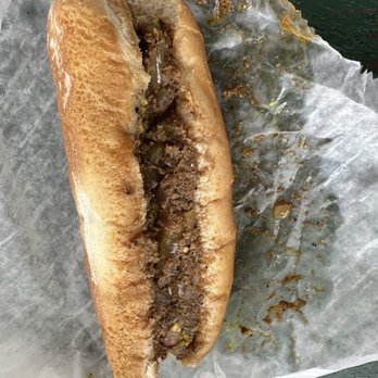 Hap's Grill - Hotdog with mayo, mustard, chili - Hot Dogs Near Me - Salisbury, North Carolina