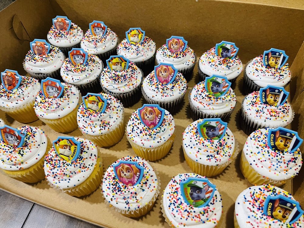 LA ESMERALDA BAKERY Updated October 2024 77 Photos & 19 Reviews