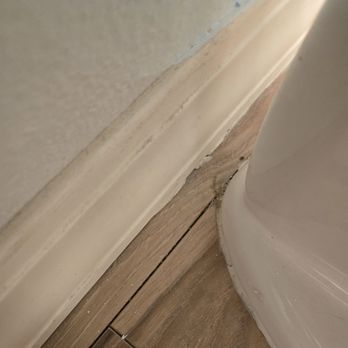Bono Flooring - Large gap behind the toilet - Flooring Near Me - Boise, Idaho Bono Flooring - Large gap behind the toilet - Flooring Near Me - Boise, Idaho