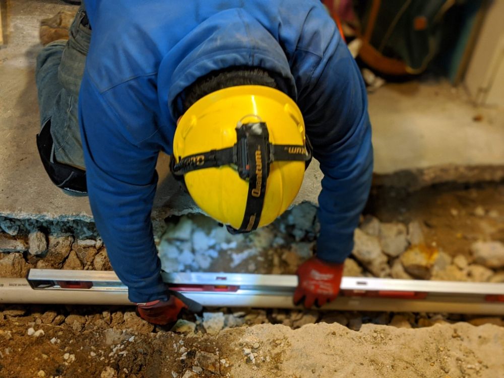 Slide of Semper Fi Contracting