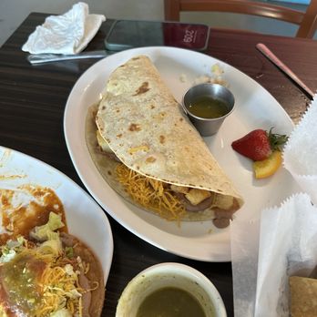 Aceituno’s Mexican Restaurant - Mexican Near Me - Galveston, Texas