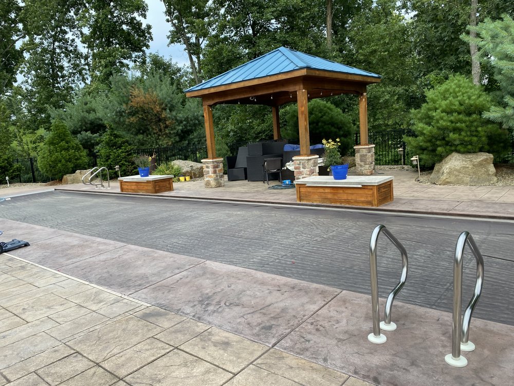 Slide of BuildLust Contracting