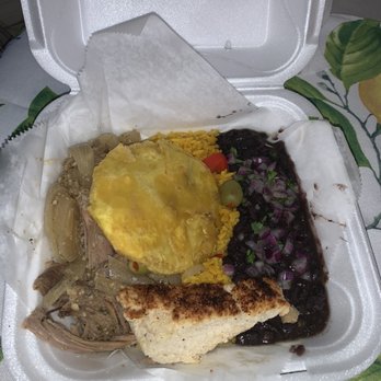 JR's Old Packinghouse Cafe - Mojo - pulled pork yellow rice black beans - American Near Me - Sarasota, Florida JR's Old Packinghouse Cafe - Mojo - pulled pork yellow rice black beans - American Near Me - Sarasota, Florida