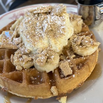 Eggstasy - Banana Cream Pie Waffles - Breakfast & Brunch Near Me - Chandler, Arizona