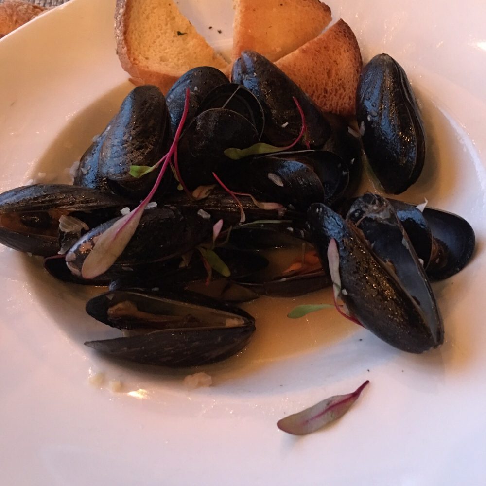 South Fin Grill - Smallest size and amount of PIE mussels???? - Seafood Near Me - Staten Island, New York South Fin Grill - Smallest size and amount of PIE mussels???? - Seafood Near Me - Staten Island, New York
