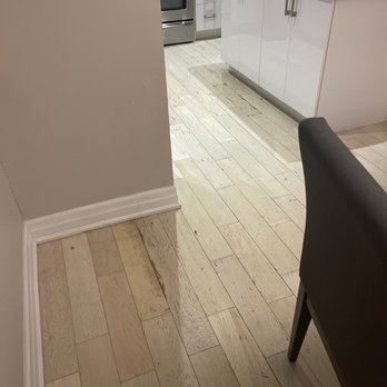 Town Inn Suites - Horrible floors - Hotels Near Me - Toronto, Ontario Town Inn Suites - Horrible floors - Hotels Near Me - Toronto, Ontario