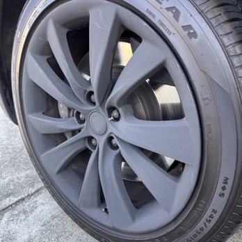 Wheel Techniques - Before... - Wheel & Rim Repair Near Me - Santa Clara, California Wheel Techniques - Before... - Wheel & Rim Repair Near Me - Santa Clara, California