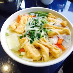 Tofu and Vegetables with Egg Noodles