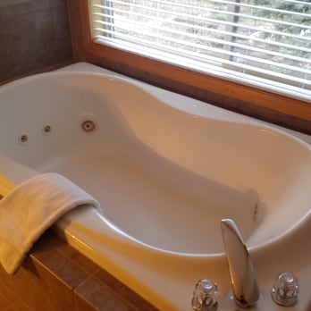 StoneBrook Resort - Jetted tub - Hotels Near Me - Estes Park, Colorado