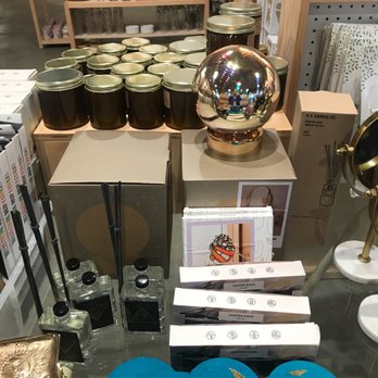 Urban Outfitters - Men's Clothing Near Me - Sacramento, California Urban Outfitters - Men's Clothing Near Me - Sacramento, California