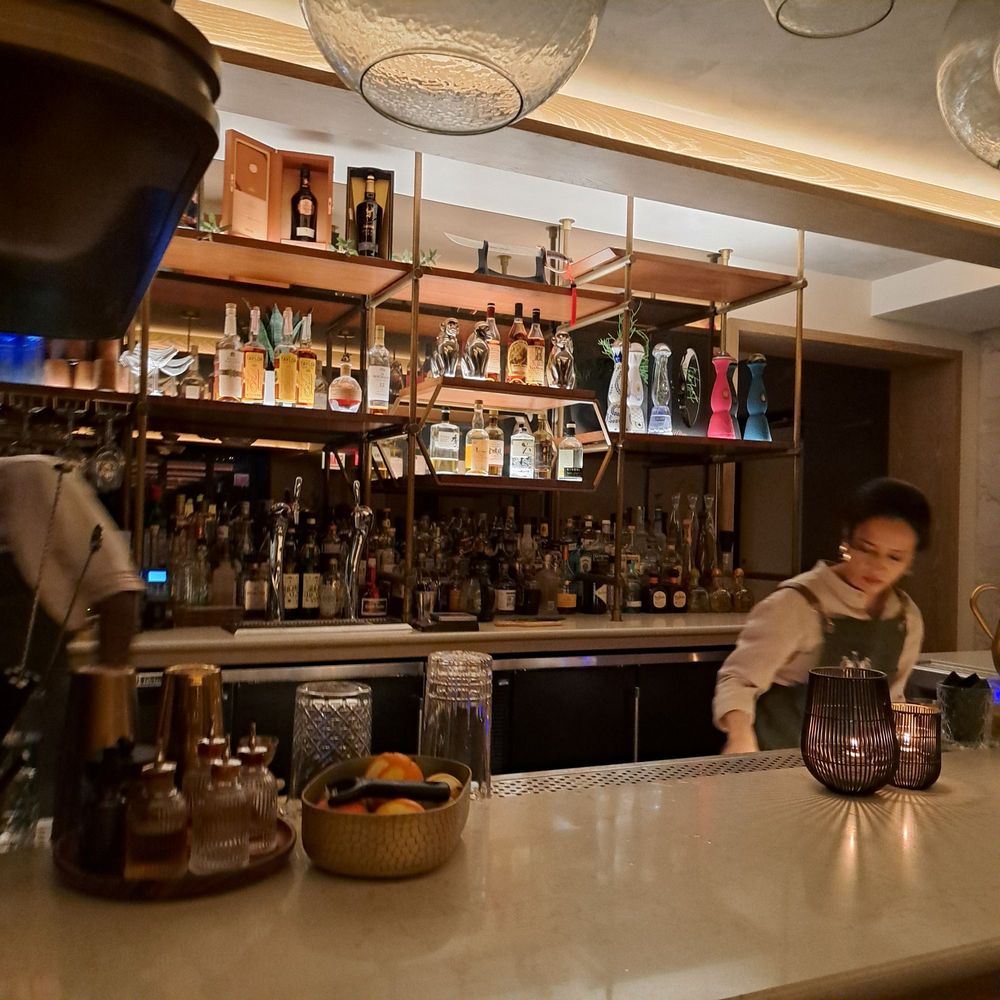 Bar area