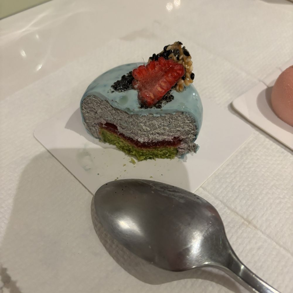 AnnTremet Cake - Black sesame - Bakeries Near Me - New York, New York AnnTremet Cake - Black sesame - Bakeries Near Me - New York, New York