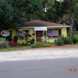 Doodlebugs Flower Shop
