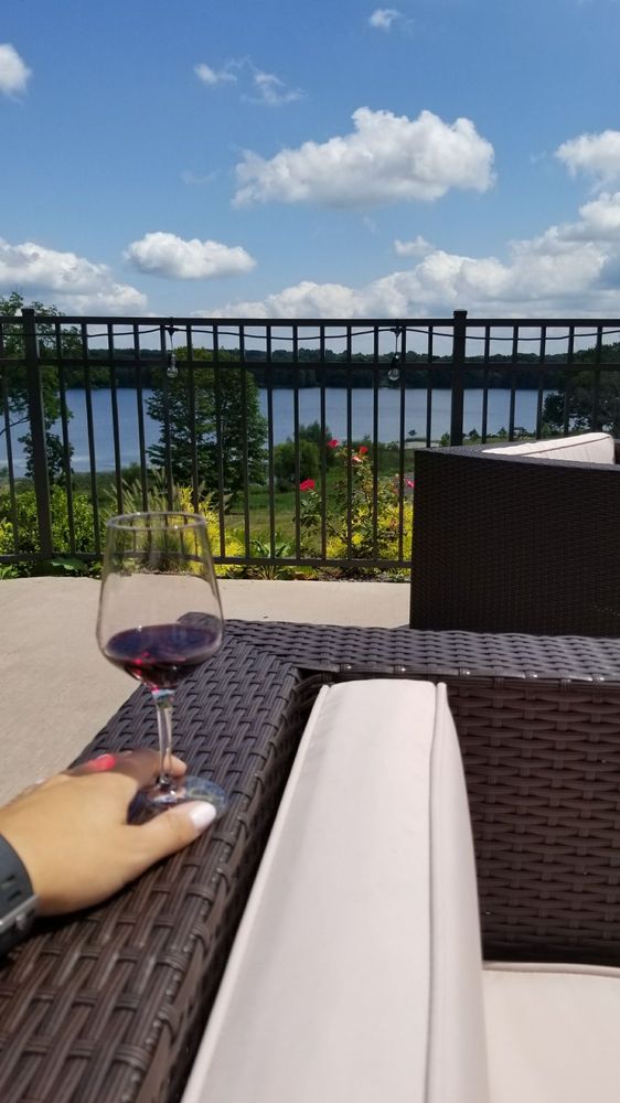 VINEYARDS AT PINE LAKE 34 Photos & 37 Reviews Wine Tasting Room