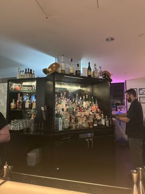 Daiquiris & Daisies by null