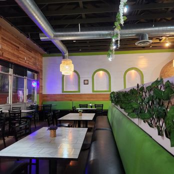 Kamlai Thai Cuisine - Lots of different types of seating! - Thai Near Me - Tacoma, Washington Kamlai Thai Cuisine - Lots of different types of seating! - Thai Near Me - Tacoma, Washington