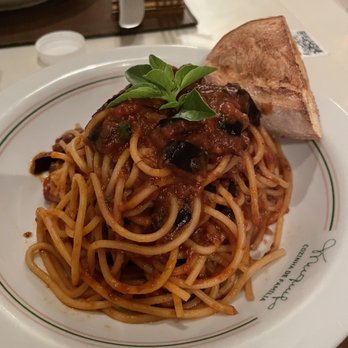 muquifo - Eggplant pasta (with no cheese) - vegan - Brazilian Near Me - Cerqueira César, SP