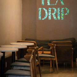 Tea Drip - Interior