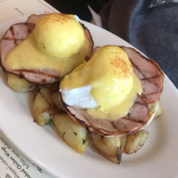 Raymond's - Poached egg - Comfort Food Near Me - Ridgewood, New Jersey
