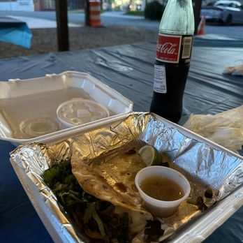 El Sabor Tabasqueno - Enjoying some nice weather and birria tacos! - Tacos Near Me - Winston-Salem, North Carolina El Sabor Tabasqueno - Enjoying some nice weather and birria tacos! - Tacos Near Me - Winston-Salem, North Carolina