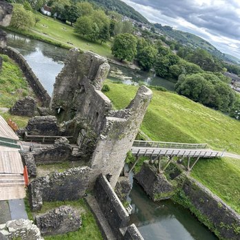 Caerphilly Castle - Landmarks & Historical Buildings Near Me - Caerphilly, CAY