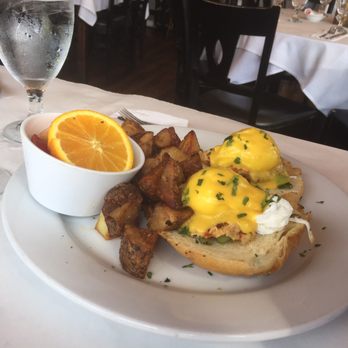 Drew's on Halsted - Beni - American Near Me - Chicago, Illinois