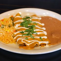 BarraCruda TexMex & Mariscos - Enchiladas with Butter Masala Sauce