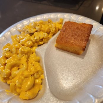 Vernon's Smokehouse - Mac n cheese - Barbeque Near Me - Memphis, Tennessee