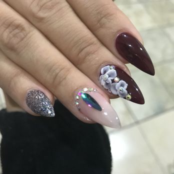 Han's Nails - New nails, done Feb 28, 2018. I love the flowers - Nail Salons Near Me - Sacramento, California